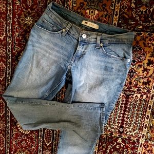 Levi's 524 Skinny Jeans